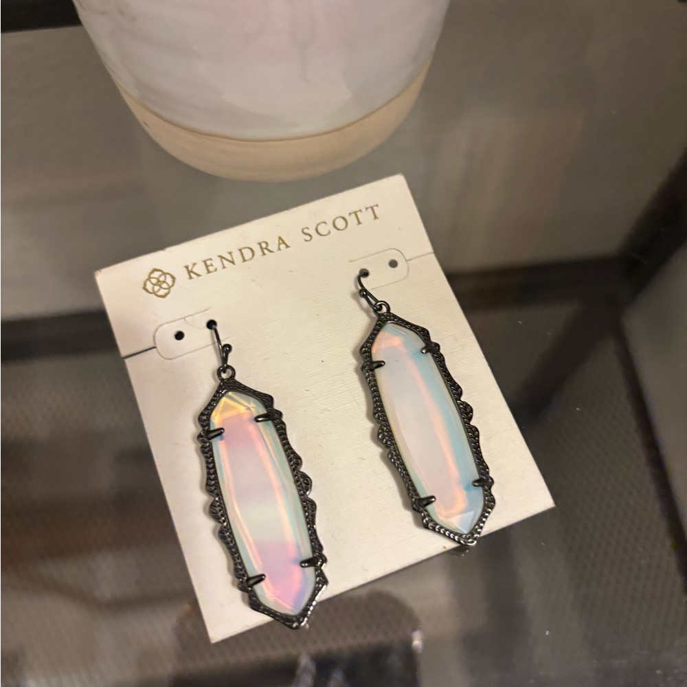 RARE Kendra Scott Francie in Iridescent Opalite - Picture 4 of 4